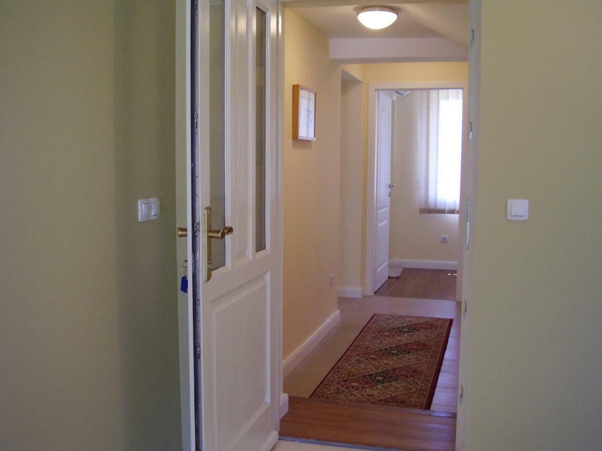Water View Brand New Apartment, Short Stroll To Beach, Peaceful! Košljun Exterior foto